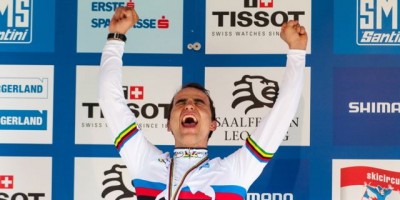 120908_aut_saalfelden_xco_men_ceremony_schurter_close_acrossthecountry_mountainbike_xco_by_maasewerd