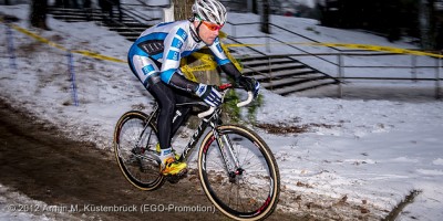 121209_GER_Frankfurt_CycloCross_Men_Zahner_sideview_by_Kuestenbrueck_acrossthecountry