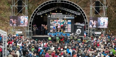 ceremony_Stander_Schurter_Absalon_Fontana_Fumic_overview_spectators_rockyroads_mountainbike_xco_by Maasewerd