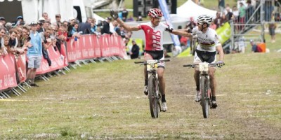 120728_FRA_Valdisere_Sauser_Kulhavy_last-race-Sauser_finishing_acrossthecountry_mountainbike_xco_by-Jaramillo