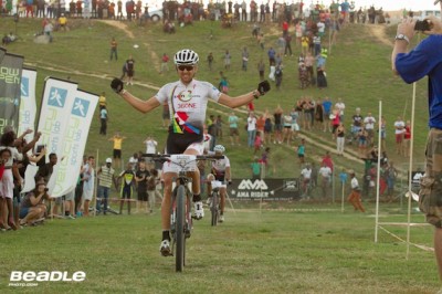 Sauser-winning_Kayamandi-Champions-race_SONGO_Day_acrossthecountry_mountainbike_xco_by-Greg-Beadle