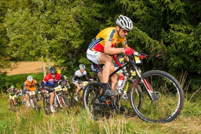 120923_GER_TransZollernalb_Stage3_Albstadt_Hechingen_Sauser_uphill_chasers_acrossthecountry_mountainbike_xcm_by_Kuestenbrueck