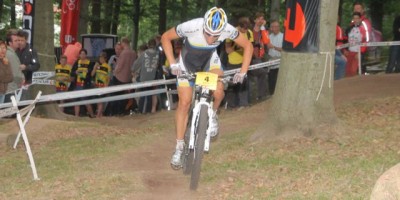 Simon-Stiebjahn_close_standing_DM13_BadSalzdetfurth_acrossthecountry_mountainbike_by-Goller