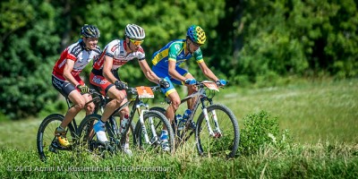 130816_GER_TransSchwarzwald_Stage3_Schonach-Engen_leadinggroup_uphill_sideview_acrossthecountry_mountainbike