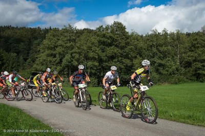 130920_GER_TransZollernalb_Stage1_BadImnau-Balingen_Suess_accelerating_acrossthecountry_mountainbike_by_Kuestenbrueck