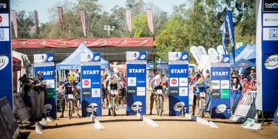 130901_RSA_Pietermaritzburg_XCE_VanDerPloeg_Perrin_Silvestri_Eyring_start_semifinal_by_Kuestenbrueck_acrossthecountry_mountainbike