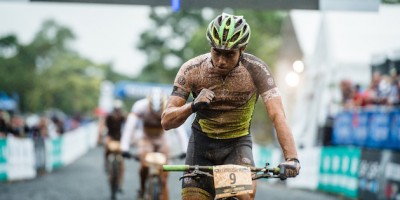 140425_Julian-Schelb_cairns_eliminator_finish_acrossthecountry_mountainbike_by_kuestenbrueck