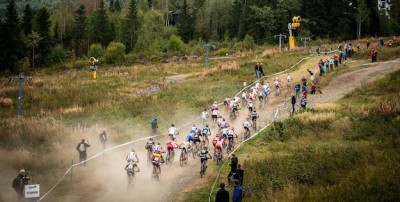 130914_NOR_Hafjell_XC_Women_Start_women_back_acrossthecountry_mountainbike_by_Maasewerd