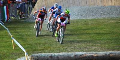 Indergand_1_Hediger_9_Viertelfinale_WC14_Meribel_acrossthecountry_mountainbike_by Goller