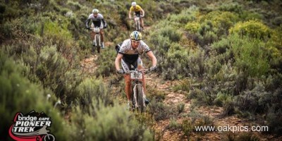 Stiebjahn_Boehme_downhill_CapePioneer14_acrossthecountry_mountainbike_by-Oakpics