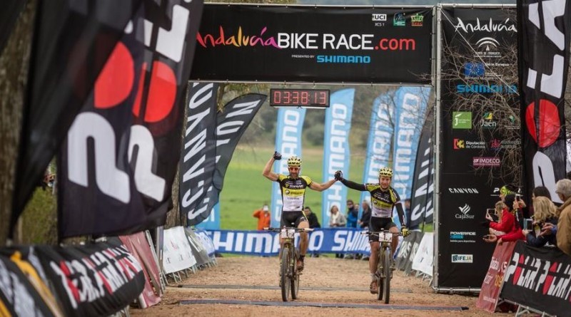 Alban Lakata_Kristian Hynek_Andalusia Bike Race_by Sportograf