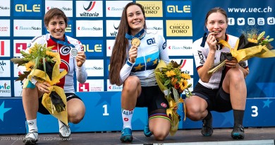 Strahlende Gesichter. v.l.: Indergand - Tormena - Fromberger
© Niklas Hartmann / EGO-Promotion